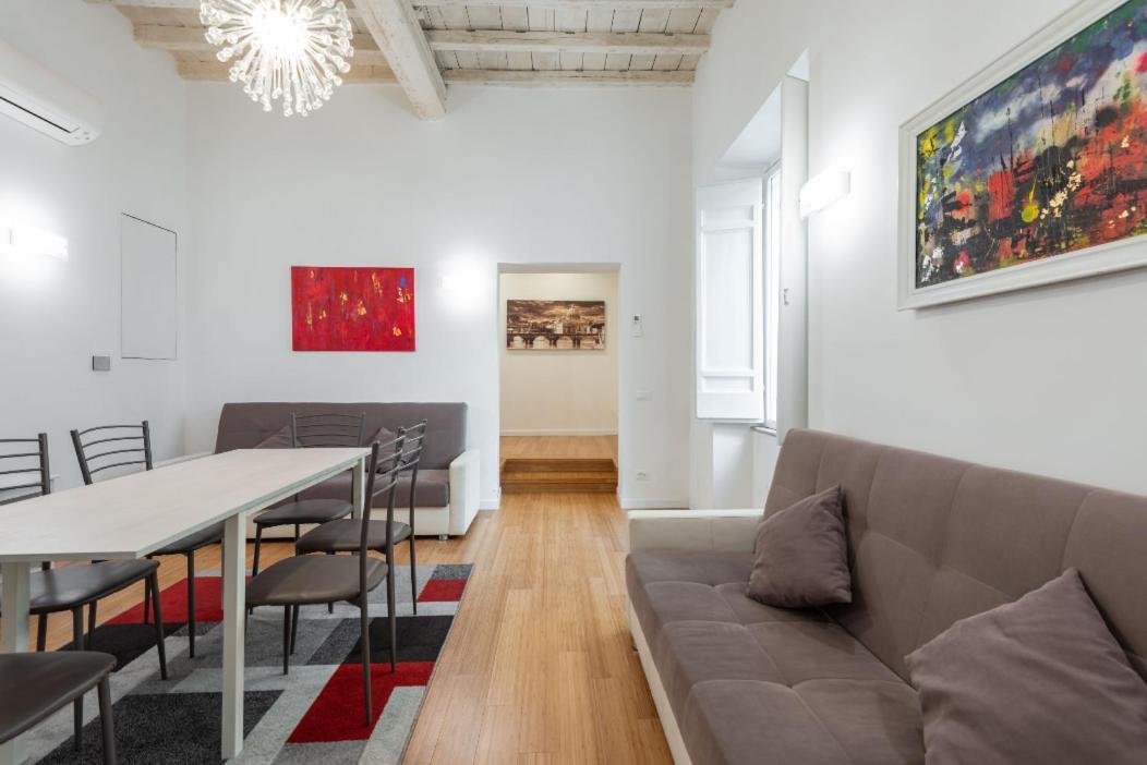 Restored Apartment - Stunning Pantheon View Ρώμη Εξωτερικό φωτογραφία